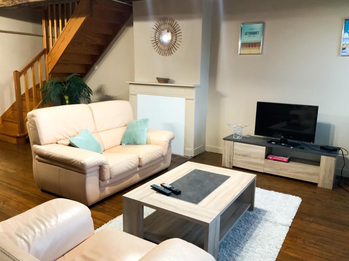 Grand Appartement Idealement Situe 7 Places Desvres エクステリア 写真